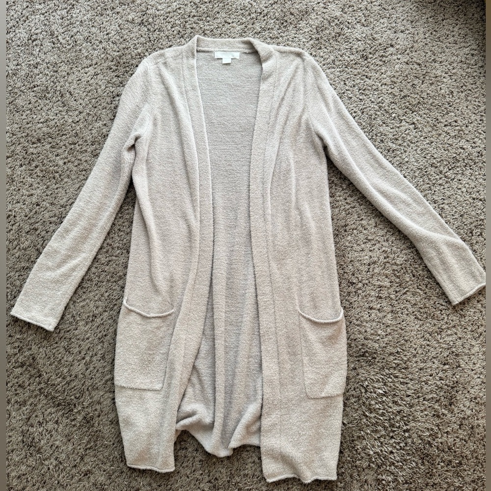 Women’s Barefoot Dreams sweater cardigan light tan excellent size medium